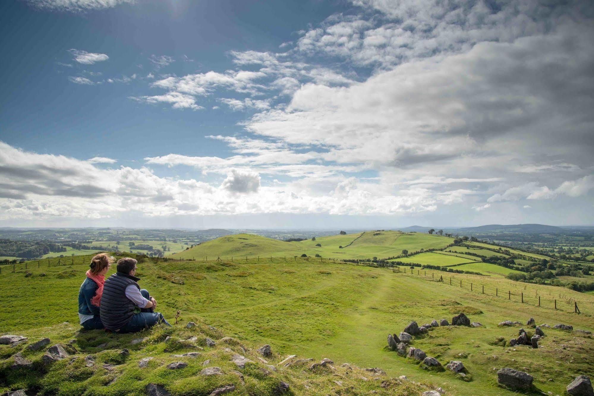 Loughcrew Megalithic Hostel Millbrook Exterior photo